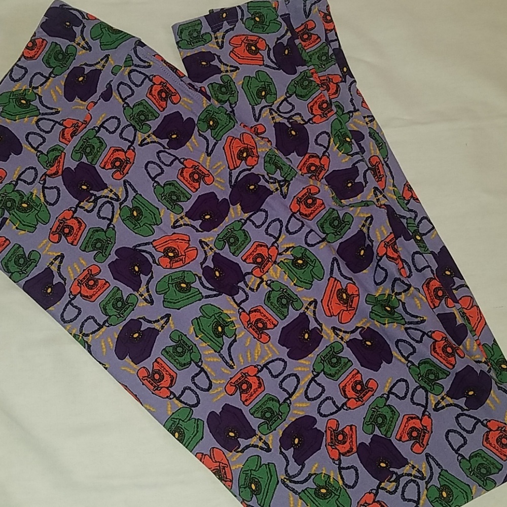 Lularoe TC Leggings- Phones- NWOT